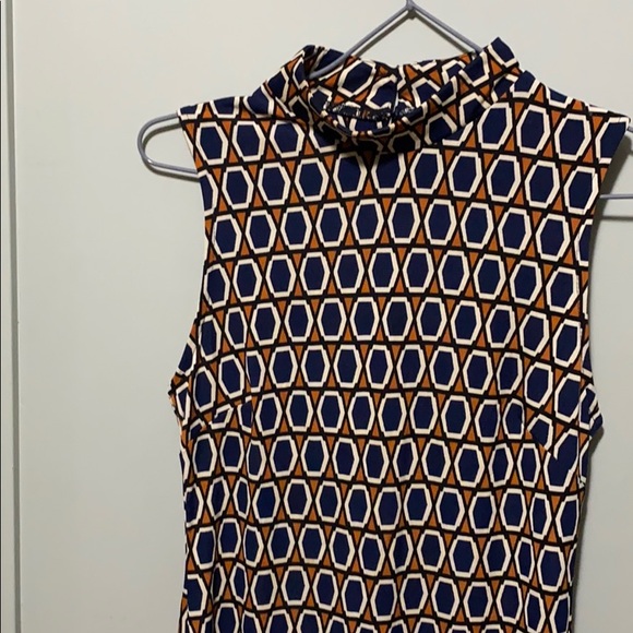 Dress - Picture 3 of 7